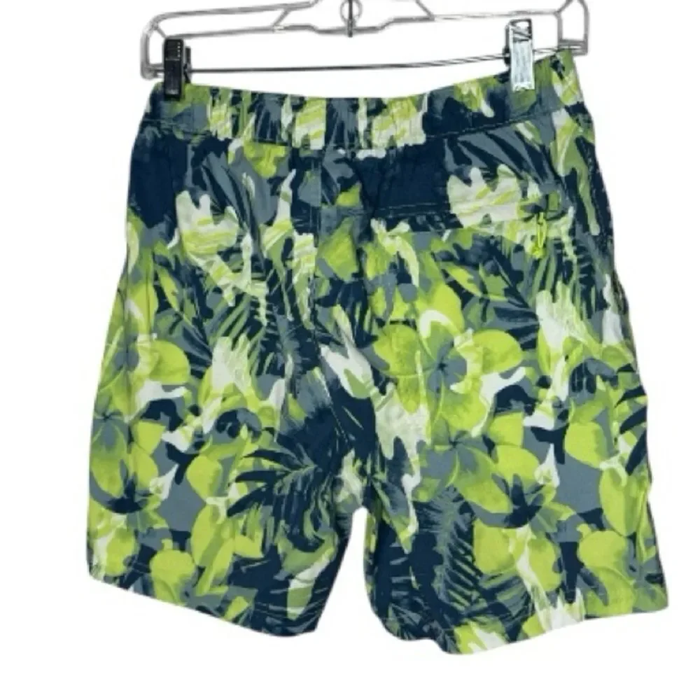 The‎ North Face Flashdry Men's Class V Pull-On Tropical Camo Shorts. Size Small.